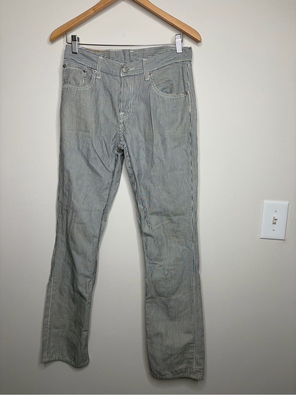 Levi 511 slim-straight blue and white striped 100% cotton jeans 30x32 vintage